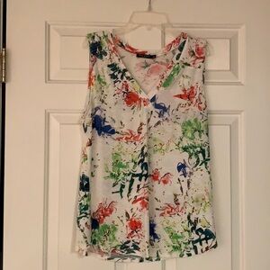 Floral loose fitting top shirt size small